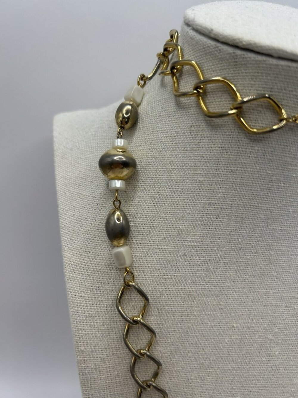 Vintage Gold Tone Metal Bead Chain Necklace Long Link Station Statement Boho Fun - Picture 8 of 13